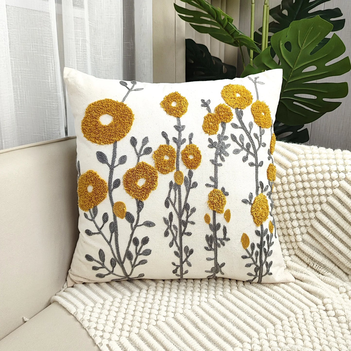 1pc, Boho Floral Turfted Embroidery Cushion Cover, Decoration for Couch, Sofa, and Bed - Soft and Stylish